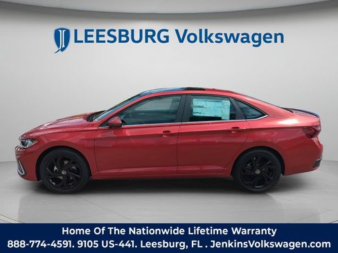 New 2026 Volkswagen Jetta SE FWD image 11