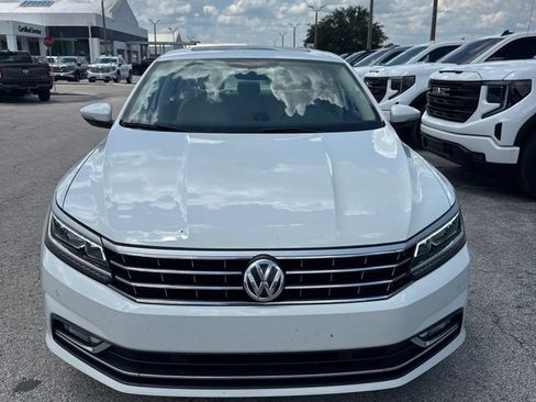 Used 2017 Volkswagen Passat 1.8T SE FWD image 7