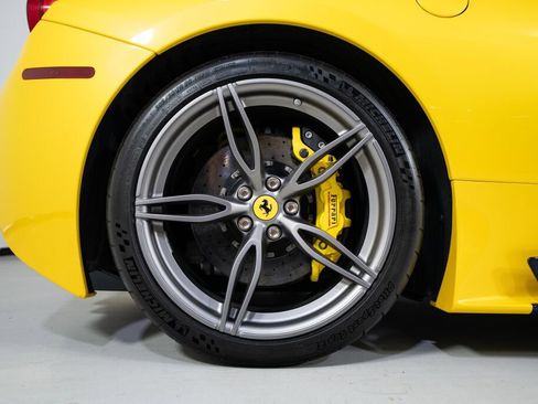 Used 2015 Ferrari 458 Speciale A image 24