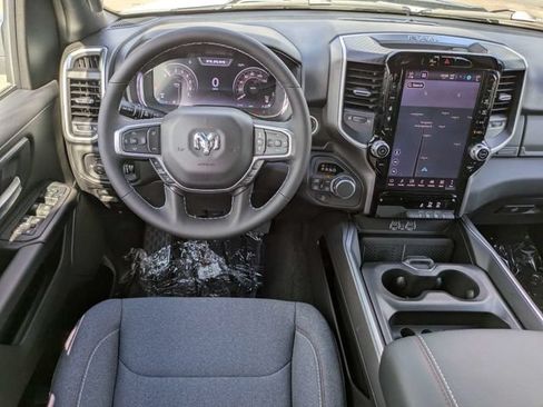New 2026 RAM 1500 Big Horn AWD/4WD image 17