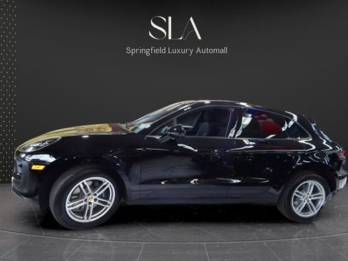 Used 2022 Porsche Macan Base image 9