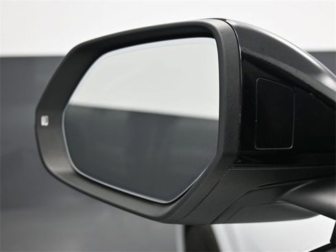 Used 2019 Audi Q8 Premium w/ Convenience Package image 9