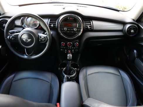 Used 2015 MINI Cooper 2-Door Hardtop image 2