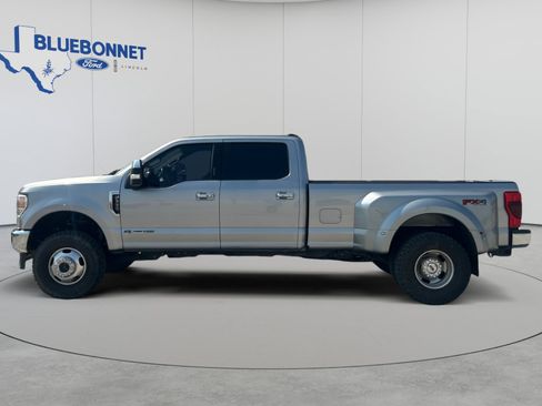 Used 2020 Ford F350 Lariat w/ Lariat Ultimate Package AWD/4WD image 7