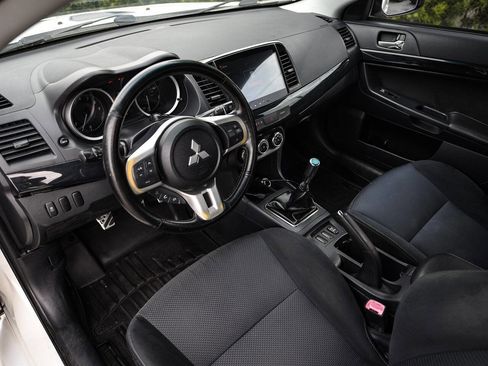 Used 2015 Mitsubishi Lancer Evolution GSR AWD/4WD image 9