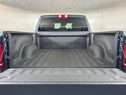 Used 2026 RAM 2500 Big Horn AWD/4WD image 34
