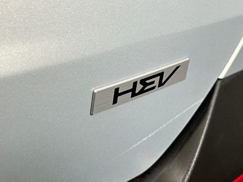 Used 2025 Kia Carnival SX Prestige FWD image 28