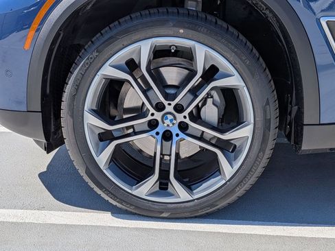 Used 2023 BMW X5 xDrive40i w/ Premium Package image 25