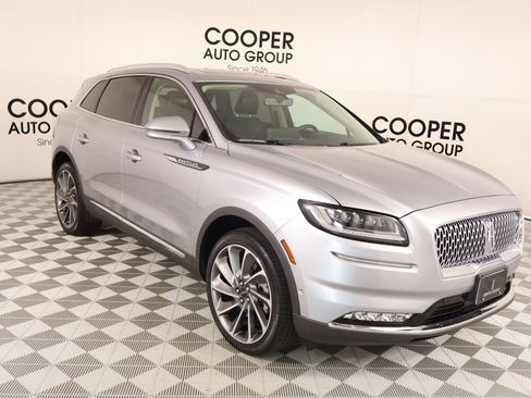 Used 2023 Lincoln Nautilus Reserve w/ Equipment Group 202A AWD/4WD image 1