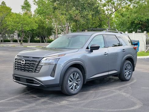 New 2026 Nissan Pathfinder SV FWD image 8