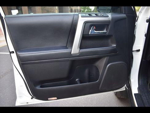 Used 2023 Toyota 4Runner SR5 image 18