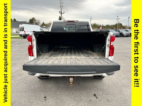 Used 2019 Chevrolet Silverado 1500 RST AWD/4WD image 33