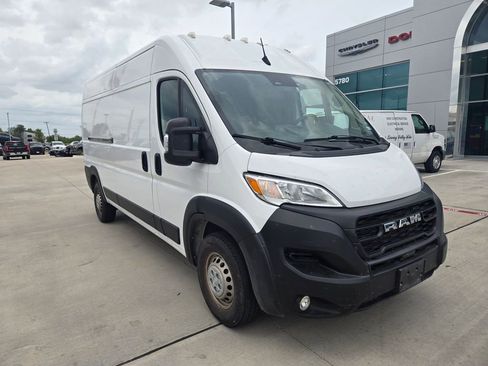 Used 2025 RAM ProMaster 2500 w/ Convenience Group FWD image 1