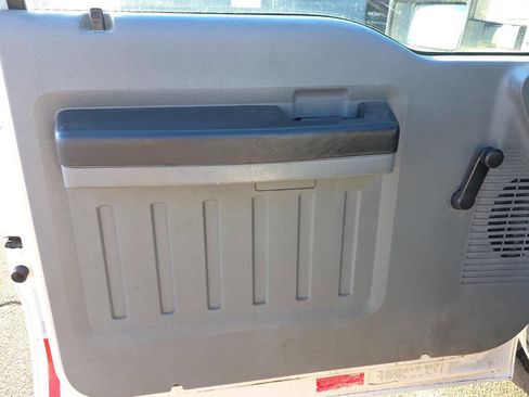 Used 2015 Ford F250 XL image 14