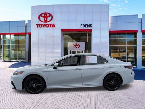 Used 2024 Toyota Camry XSE FWD image 25