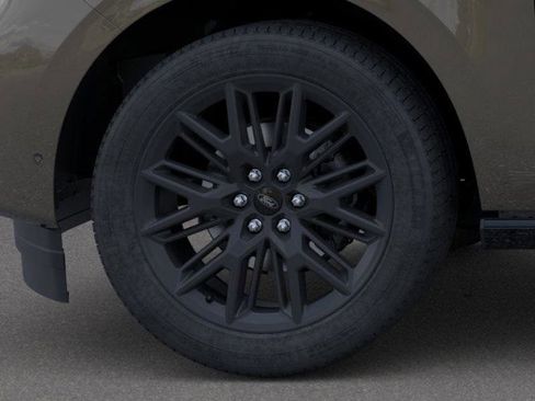 New 2026 Ford Expedition Platinum w/ Stealth Appearance Package image 40