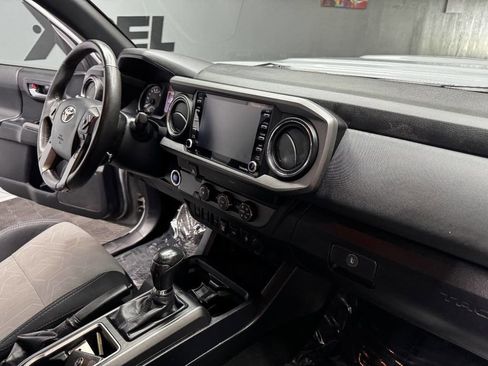 Used 2020 Toyota Tacoma TRD Sport w/ Technology Package RWD image 53