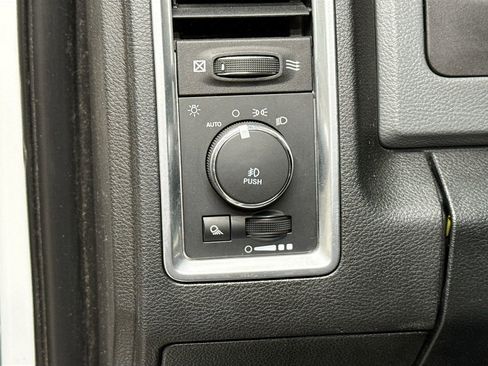 Used 2018 RAM 1500 Big Horn image 13