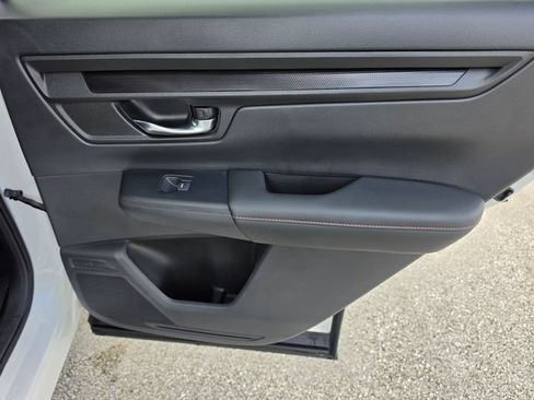 Used 2025 Honda CR-V Sport image 26