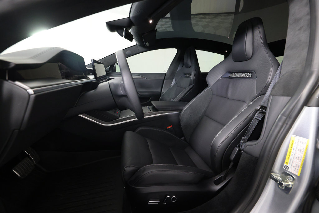 Used 2025 Tesla Model S Plaid AWD/4WD image 15