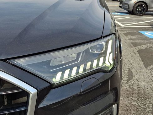 Used 2021 Audi SQ7 Premium Plus image 9