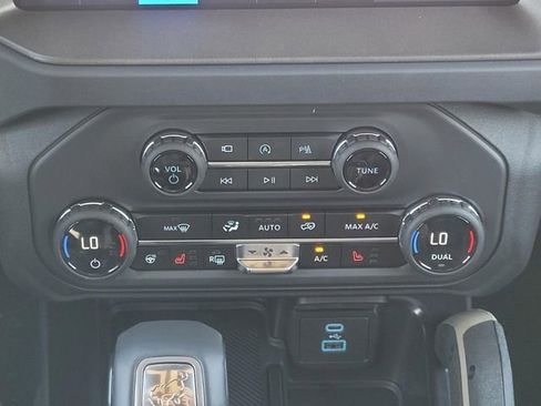 New 2025 Ford Bronco Badlands AWD/4WD image 19
