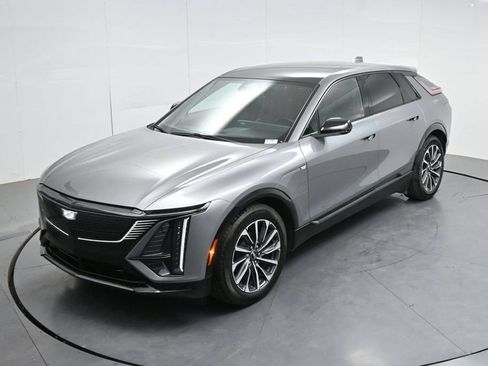 Used 2024 Cadillac Lyriq Sport RWD image 48