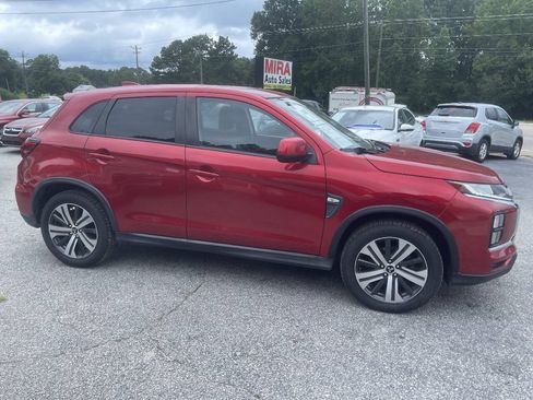 Used 2020 Mitsubishi Outlander Sport ES FWD image 6
