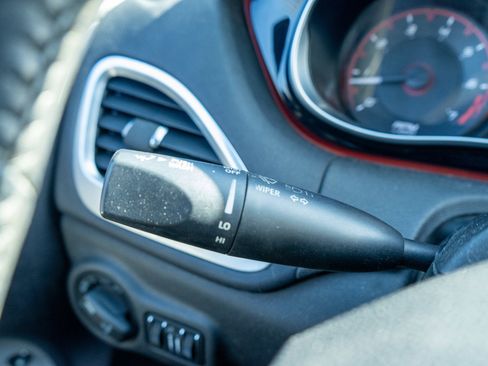 Used 2014 Dodge Dart SXT image 24