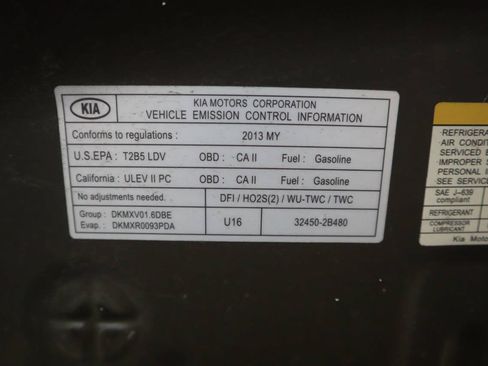 Used 2013 Kia Soul FWD image 35