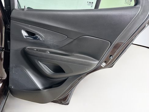 Used 2015 Buick Encore Premium image 28