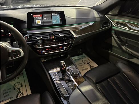 Used 2018 BMW 540i image 39