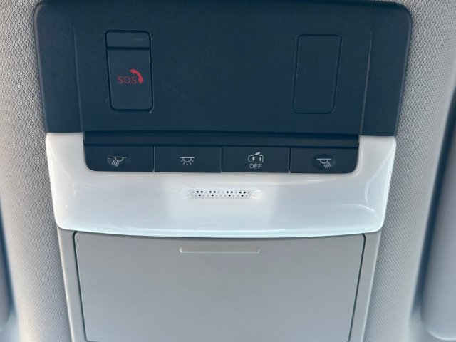 Used 2024 Nissan Rogue SV AWD/4WD image 22