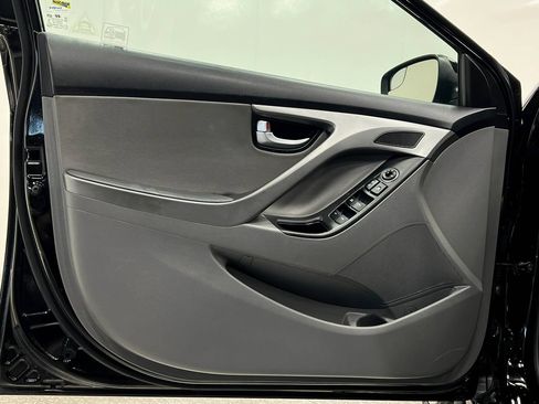 Used 2015 Hyundai Elantra Limited FWD image 14