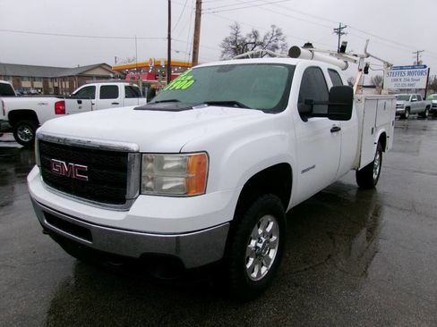 Used 2013 GMC Sierra 3500 W/T w/ Snow Plow Prep Package image 11