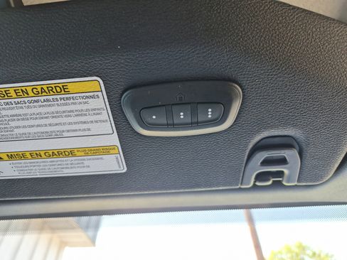 Used 2022 Jeep Gladiator Rubicon w/ Cold Weather Group image 36