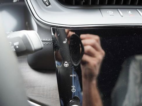 New 2026 Jeep Grand Cherokee Limited AWD/4WD image 14