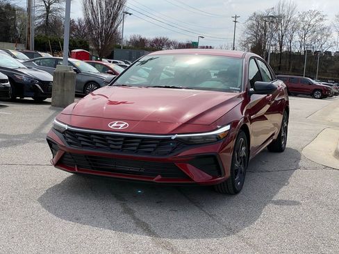 New 2026 Hyundai Elantra Sport FWD image 2