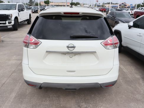 Used 2016 Nissan Rogue SL w/ SL Premium Package image 10