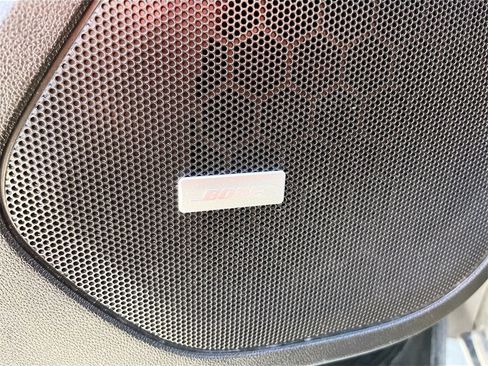 Used 2024 Chevrolet Blazer Premier image 18