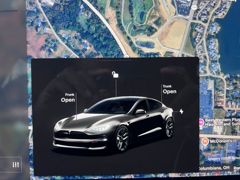 Used 2021 Tesla Model S Plaid image 22