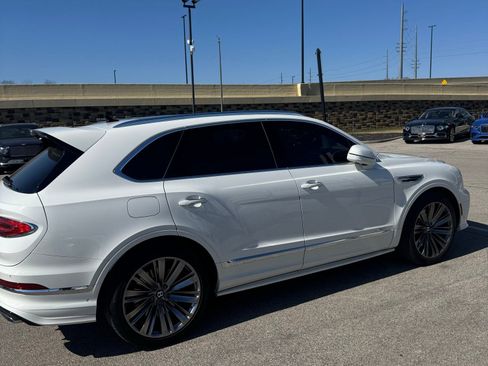 Used 2022 Bentley Bentayga Speed image 8