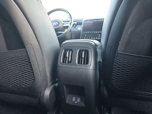Used 2022 Hyundai Tucson Limited image 24