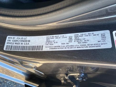 Used 2024 RAM 1500 Laramie image 25