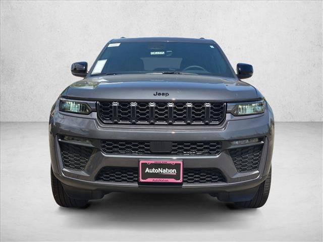 New 2026 Jeep Grand Cherokee Limited w/ Limited Altitude Package AWD/4WD image 6