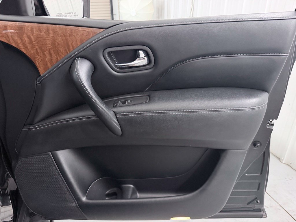 Used 2019 INFINITI QX80 Luxe RWD image 45