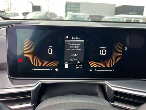 Used 2025 Kia Sorento S image 25