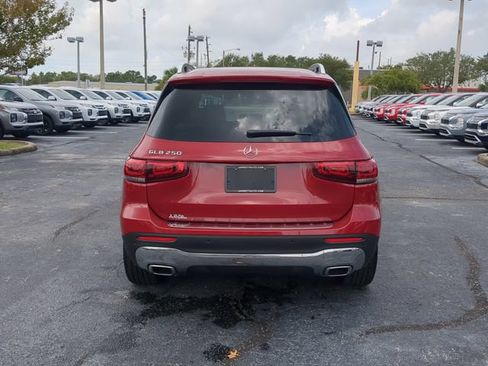 Used 2021 Mercedes-Benz GLB 250 image 7