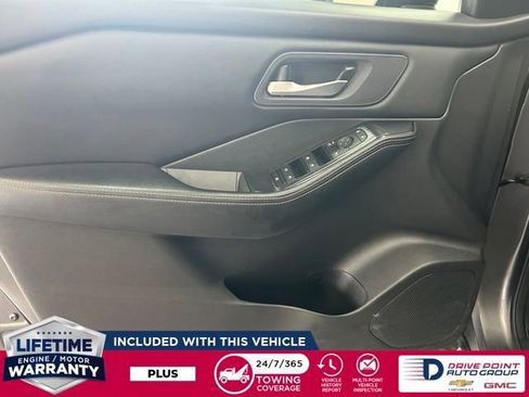 Used 2024 Nissan Rogue SV AWD/4WD image 13