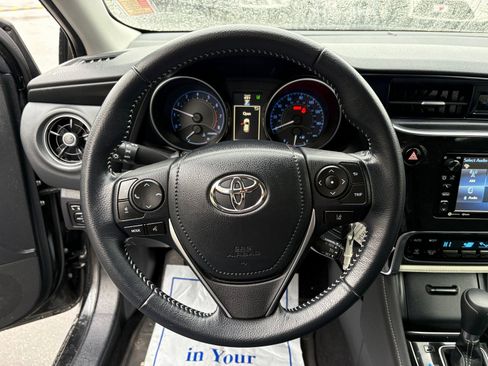 Used 2018 Toyota Corolla iM image 29